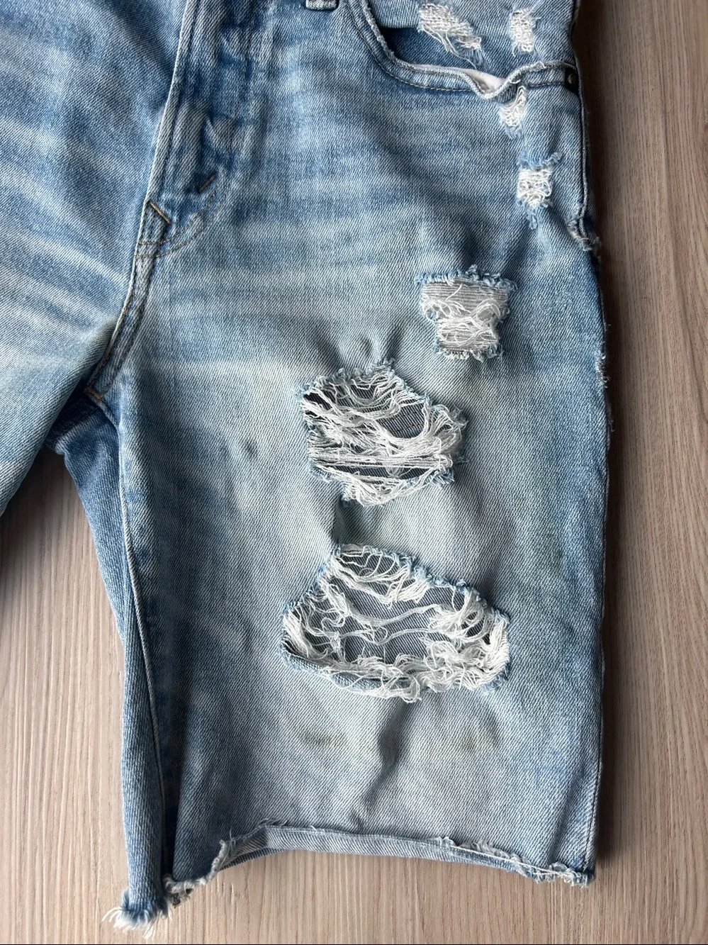 American Eagle Next Level Airflex Distressed Denim Men's/Unisex Shorts 30 Blue
